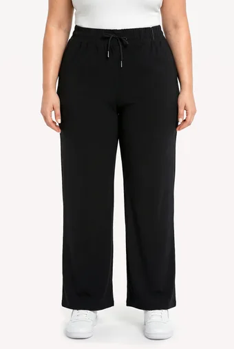 Pantaloni negri cu croi larg