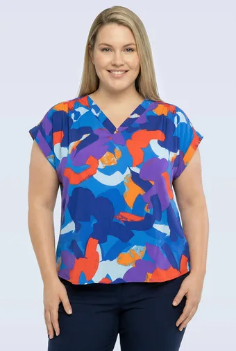 Bluză cu modele colorate și decolteu în V